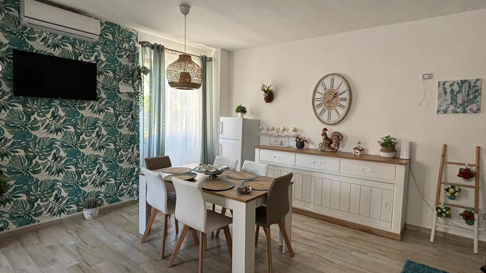Relais Rosa Apartment Palermo 0*,